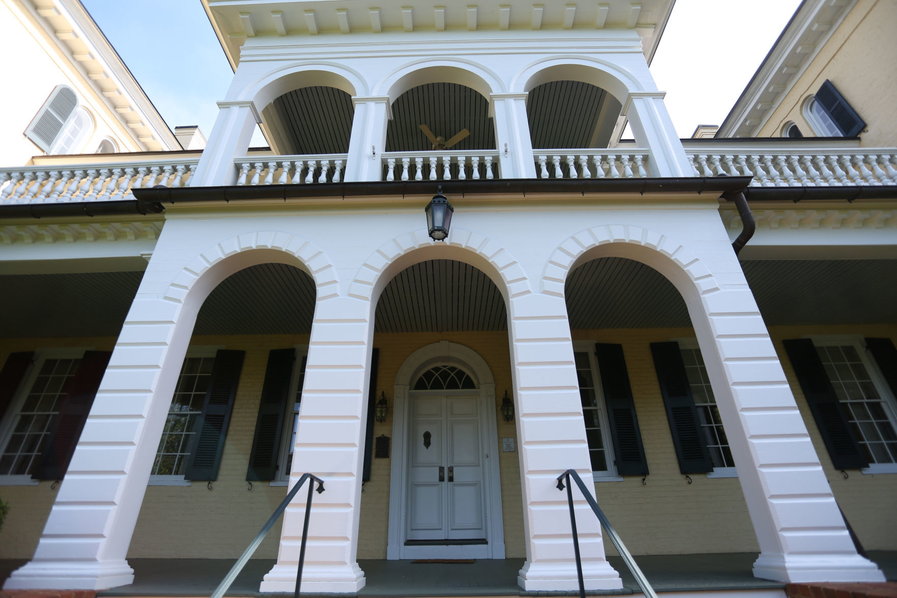 Sweet Briar 03